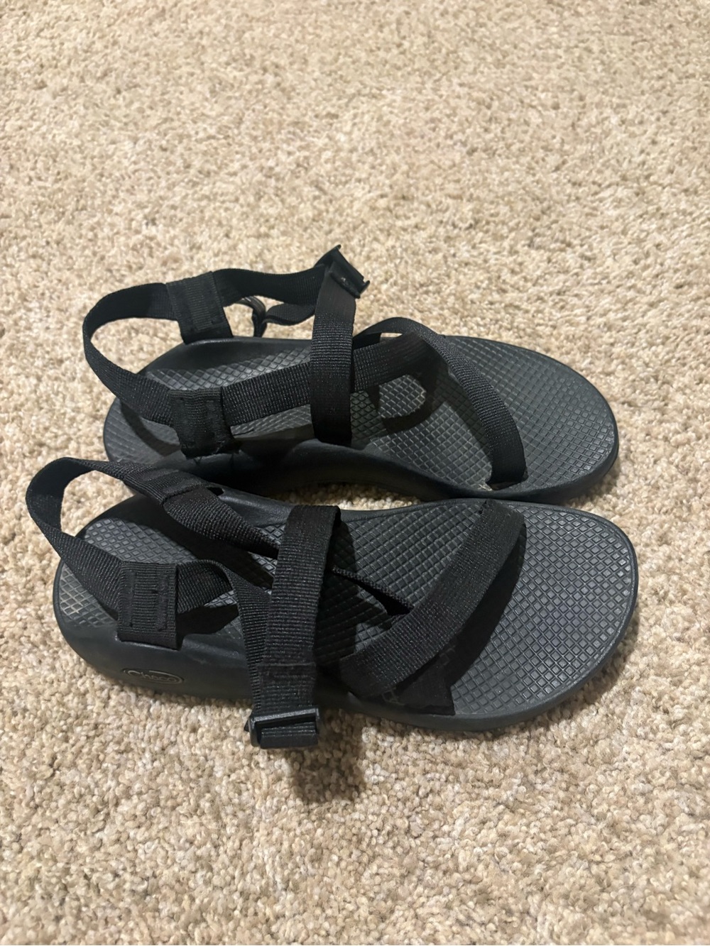 Women’s Chacos 8